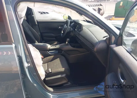 2024 Honda Hr-V 2Wd Sport/2Wd Sport W/O Bsi from USA, damaged, VIN 3CZRZ1H57RM733217